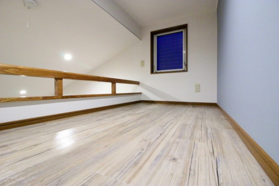 寝床としての使用も可能な広さ。