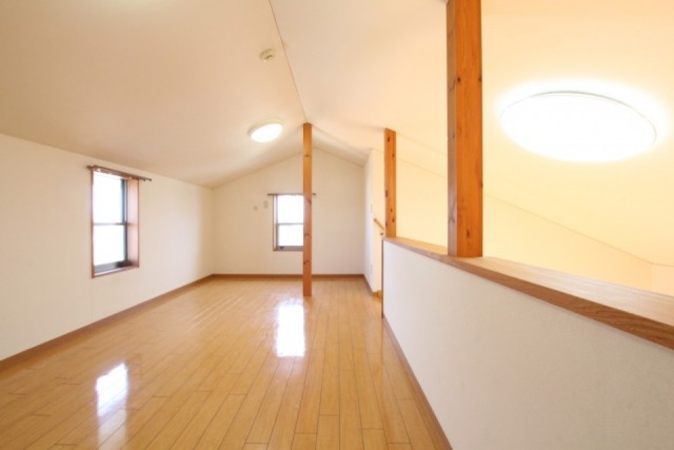 ロフトにしては5帖と広い空間