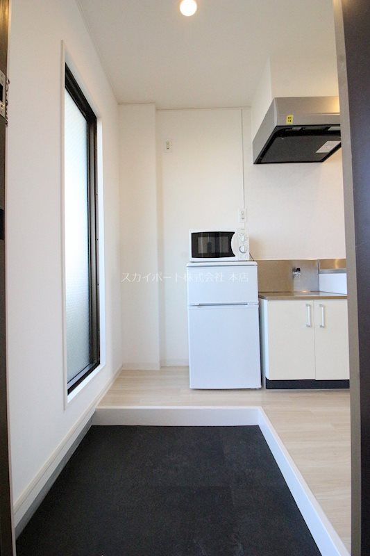 引きでみた様子
