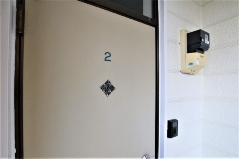 ちなみに玄関ドアもちょっとかわいいの。