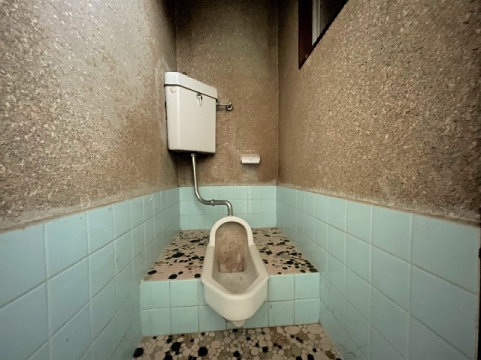 トイレは1階にあります。