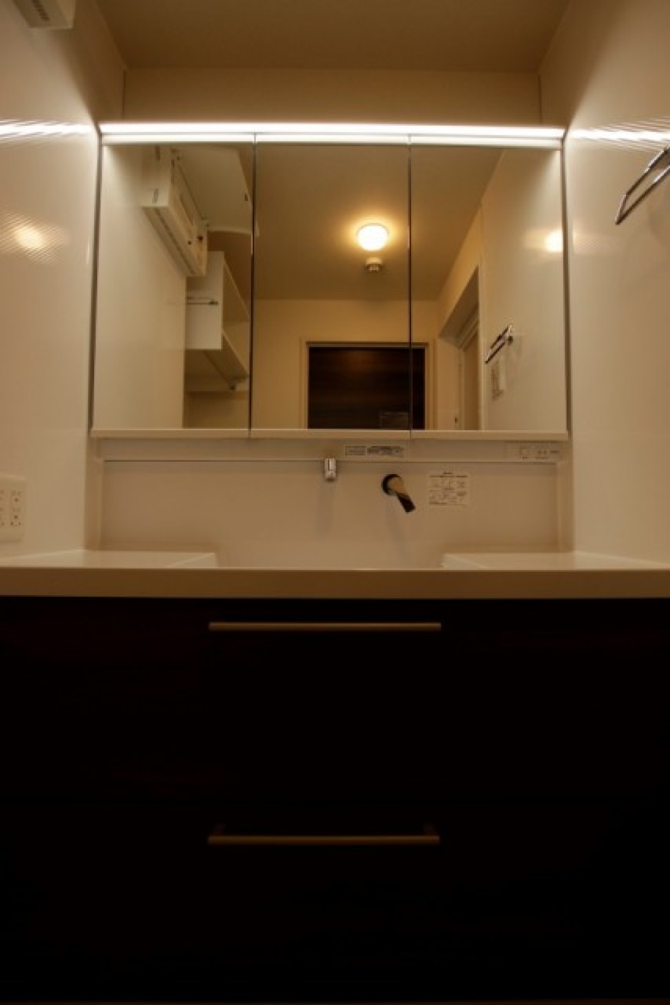 鏡がおっきいんだなぁ