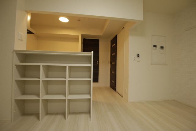 カウンターキッチン、収納たっぷりであがるぅ～。