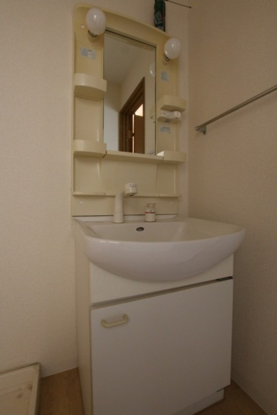 清潔感のある洗面台。