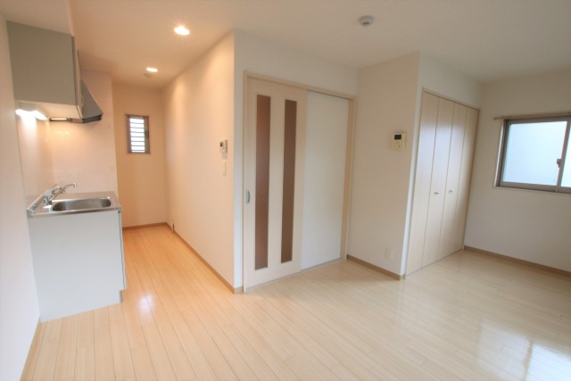 広さは10.5帖。1人暮らしなら快適な広さです