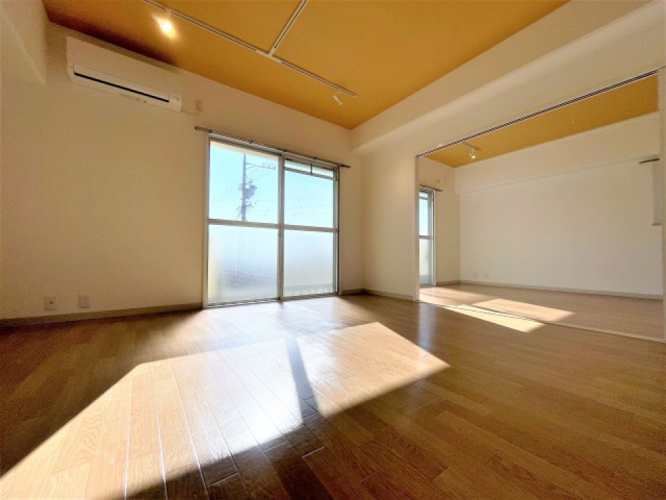 LDKは11帖です。