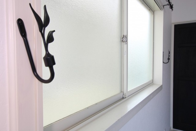 カーテンを束ねる金具１つにもこだわっています。