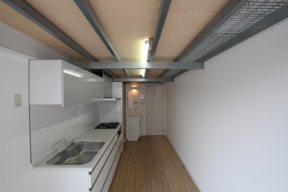 2階は奥行もけっこうあります。