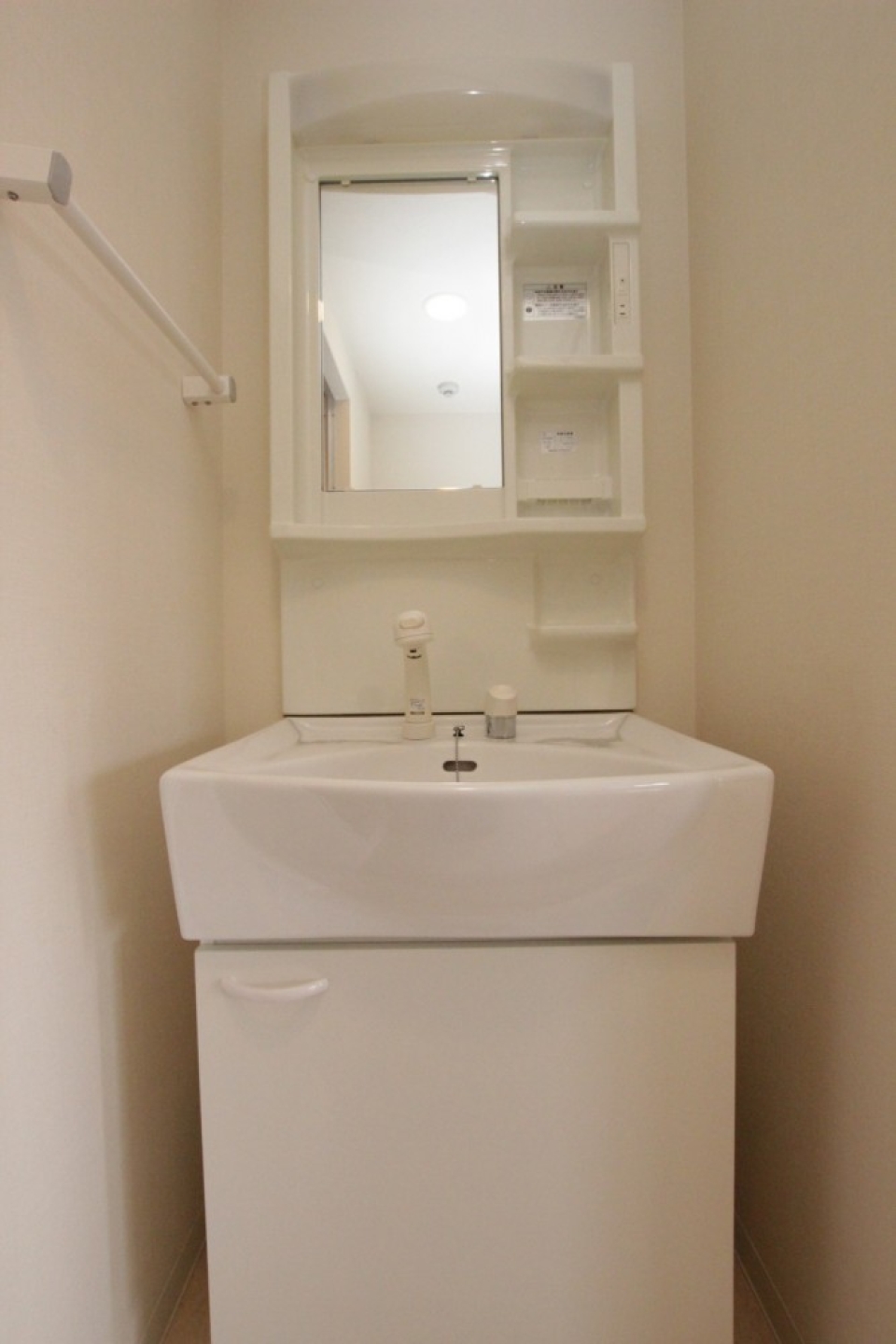 Ｗ６０ｃｍながらボウル広め。