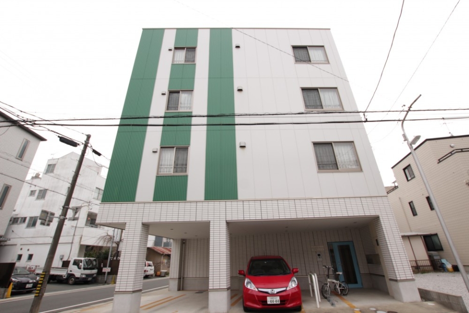 駐車場は現在は空いていないのでご注意を。