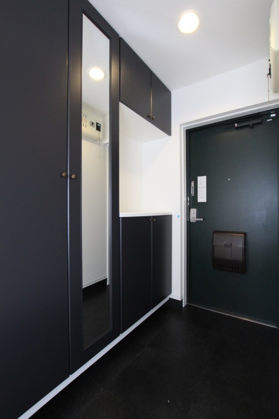 汚れの目立ちにくい玄関スペース。