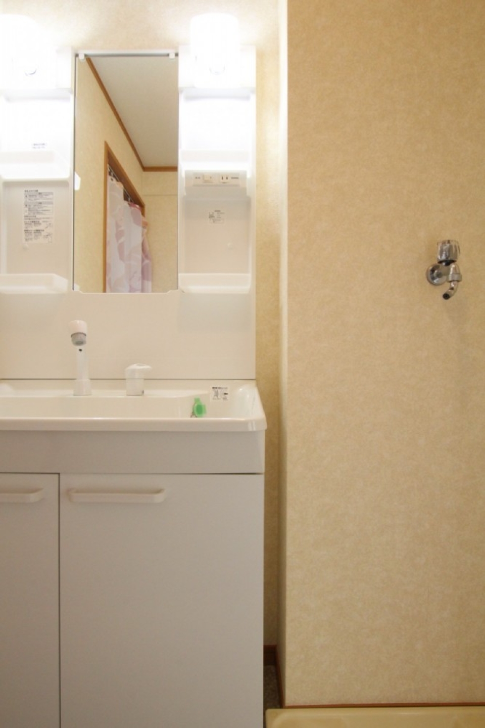 シャンプードレッサー、ピカピカです。