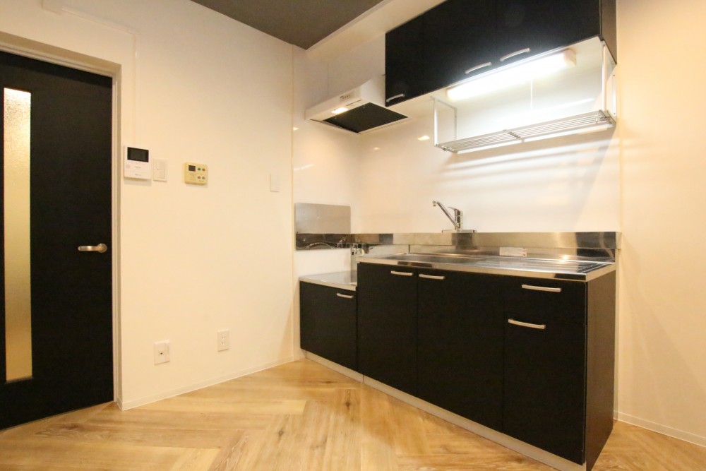 あれれこのキッチンなんか変...。