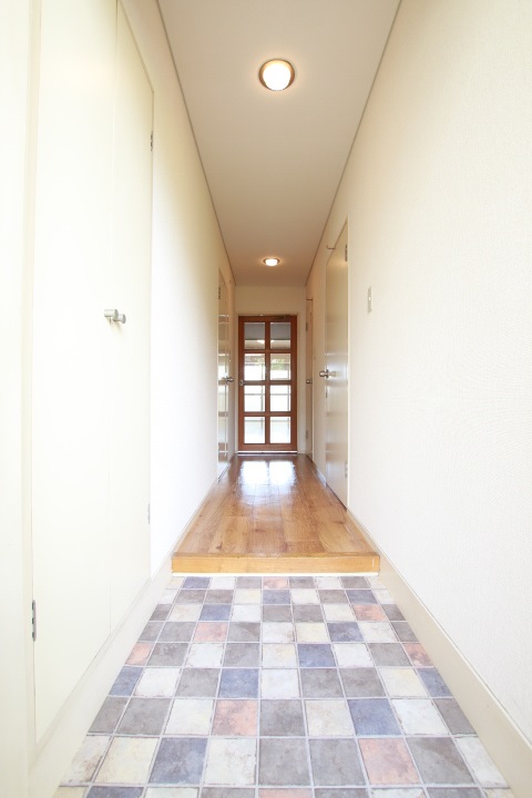玄関のタイルでテンションＵＰ。