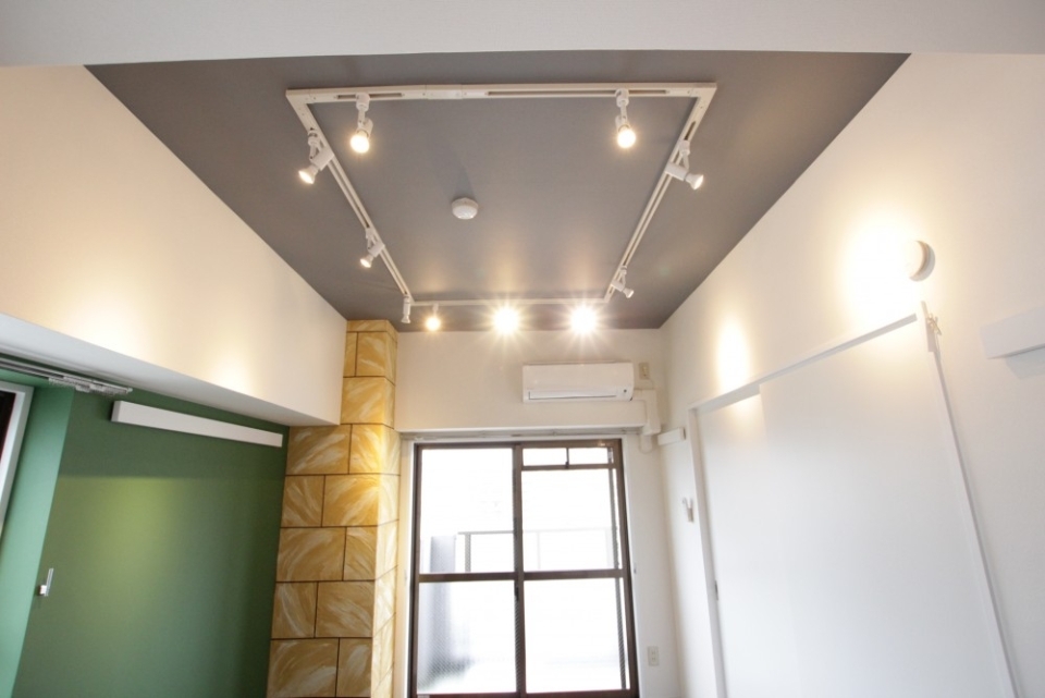 レールのスポットがうれしいです。