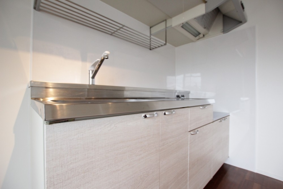 キッチンは周りの張り替えて新品同様。