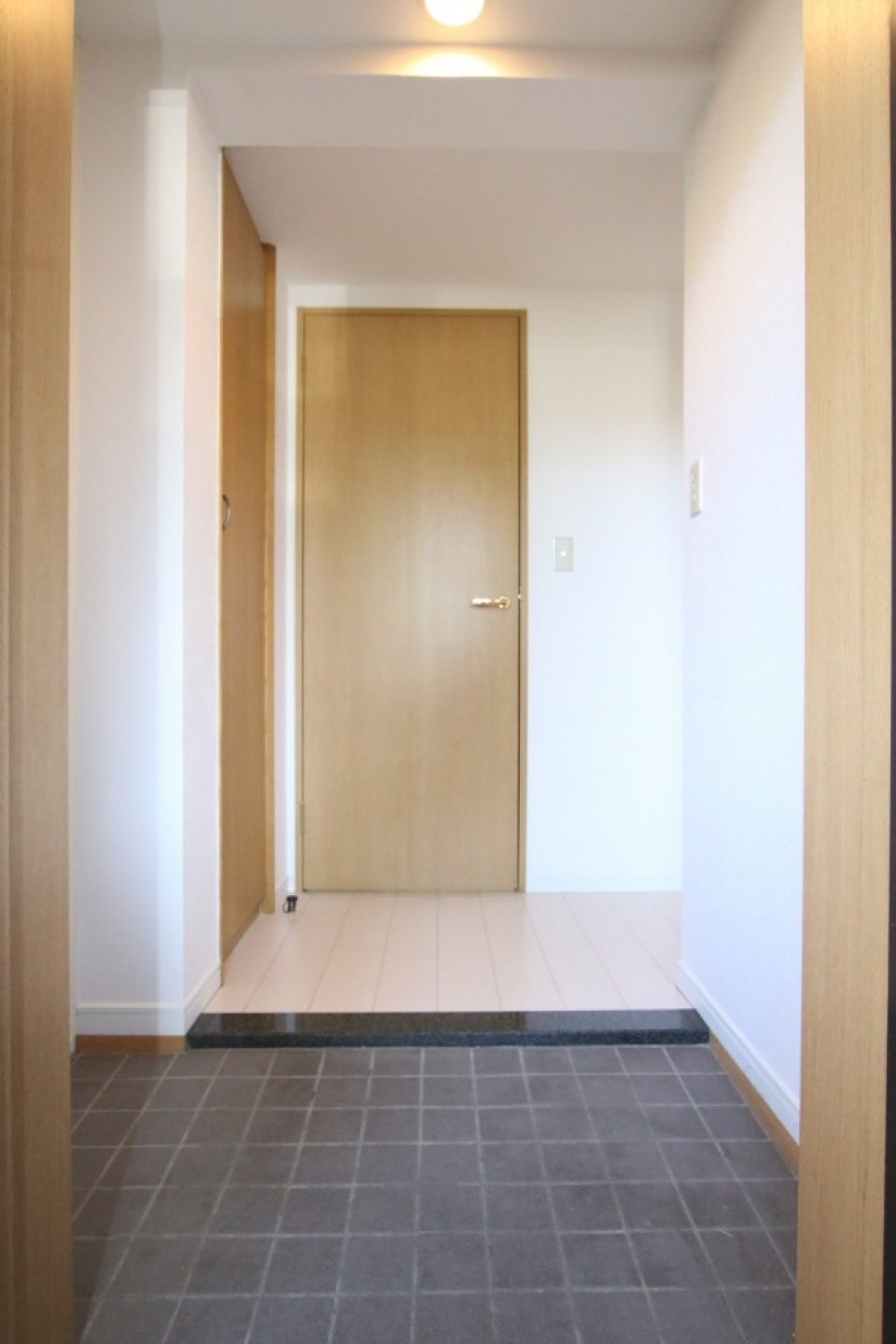 玄関の段差も低い