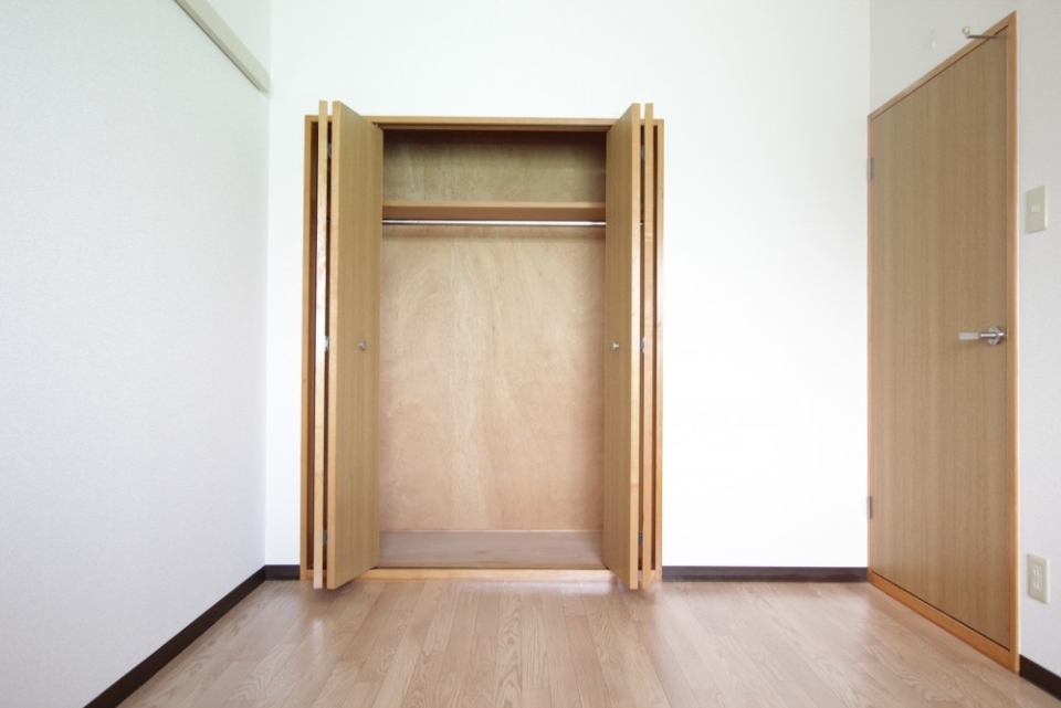 北西洋室の収納。