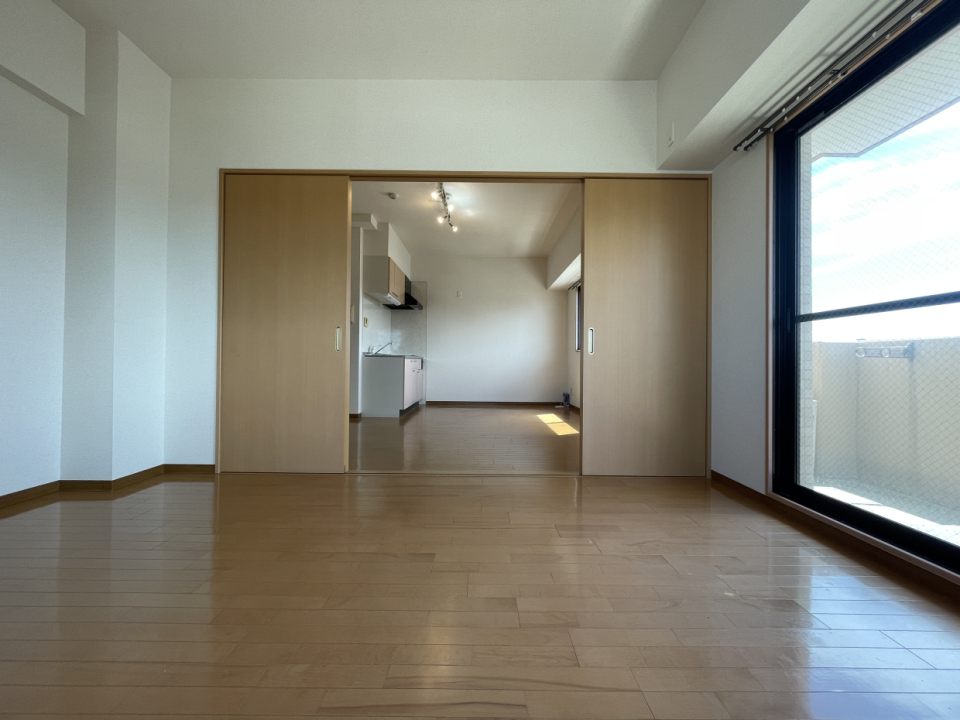2面採光の洋室は明るさGOOD