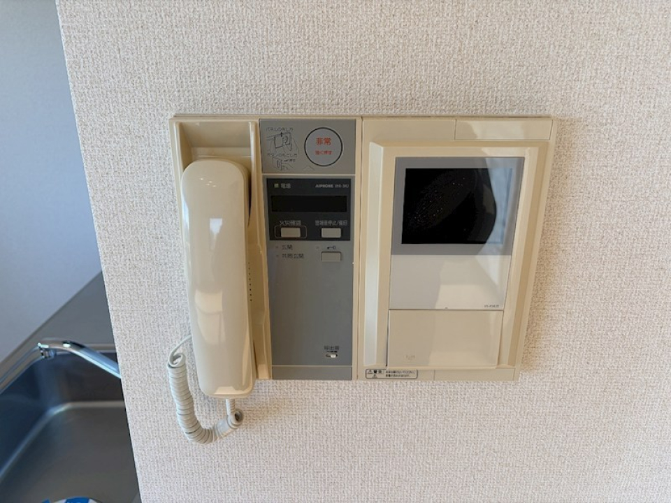 テレビ付きインターホンで安心◎