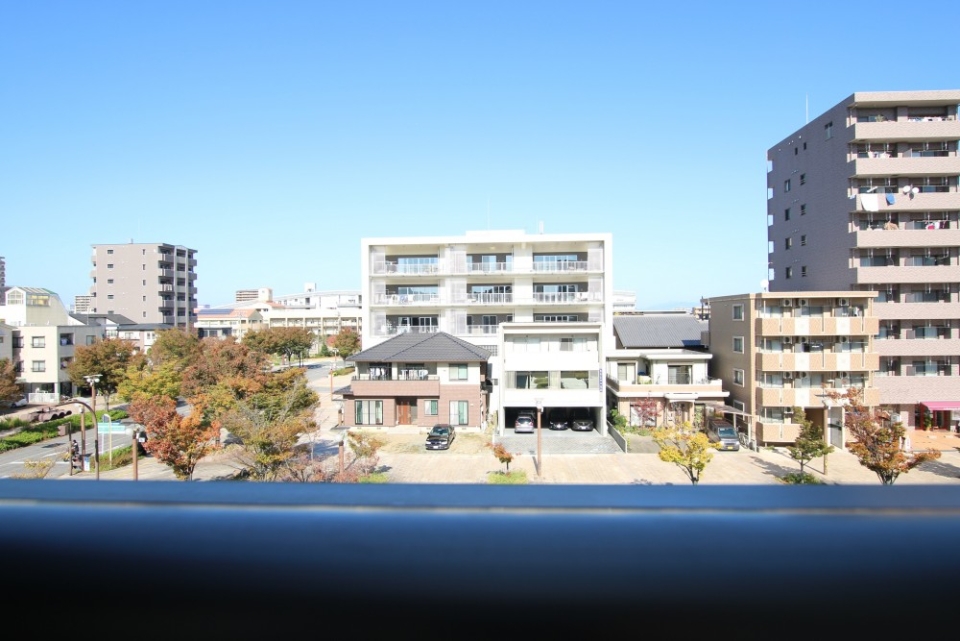 バルコニーから見渡す東街区は、最高！