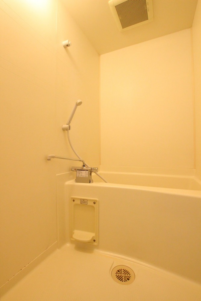 お風呂は鏡ぐらいはほしいな・・