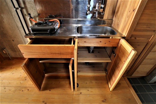 造作のキッチン、機能性も考えられていますね