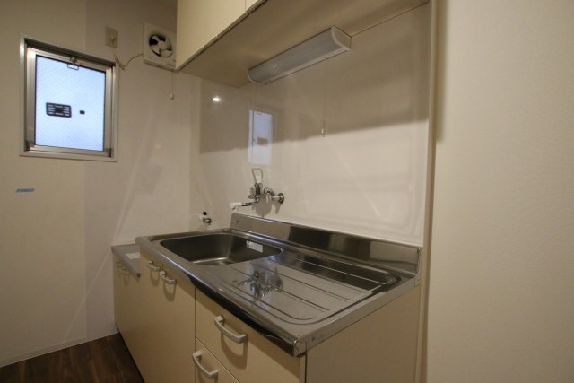 シンプルだけど、使い勝手の良いキッチン。