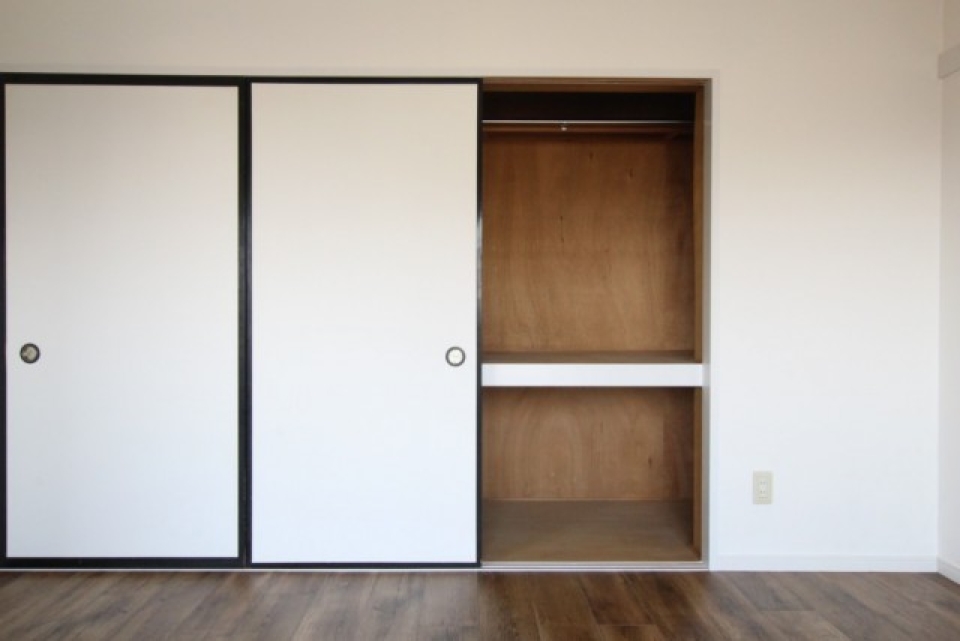 押入あり、ここはちょっとレトロ