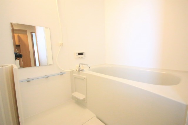 清潔感のある浴室