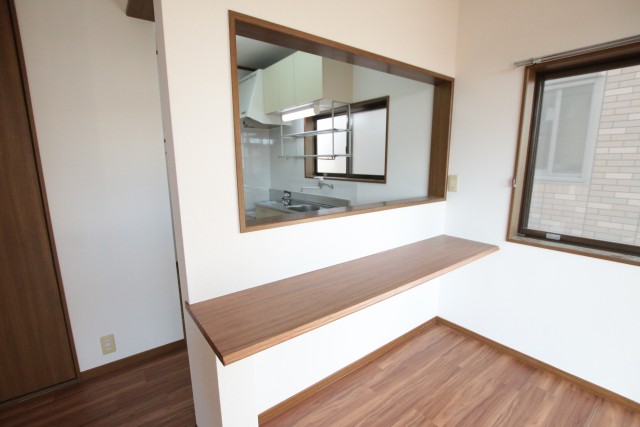 カウンター付きキッチン