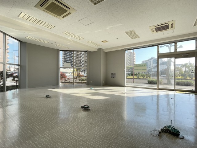 窓からの日差しが明るい！