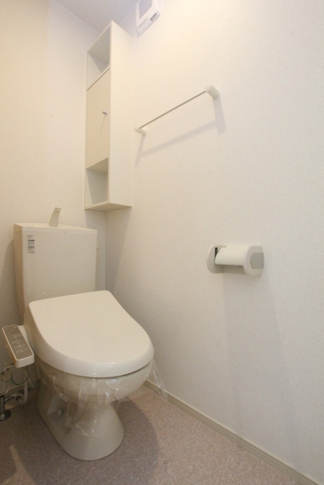 トイレにはもちろんシャワートイレ設置済み。