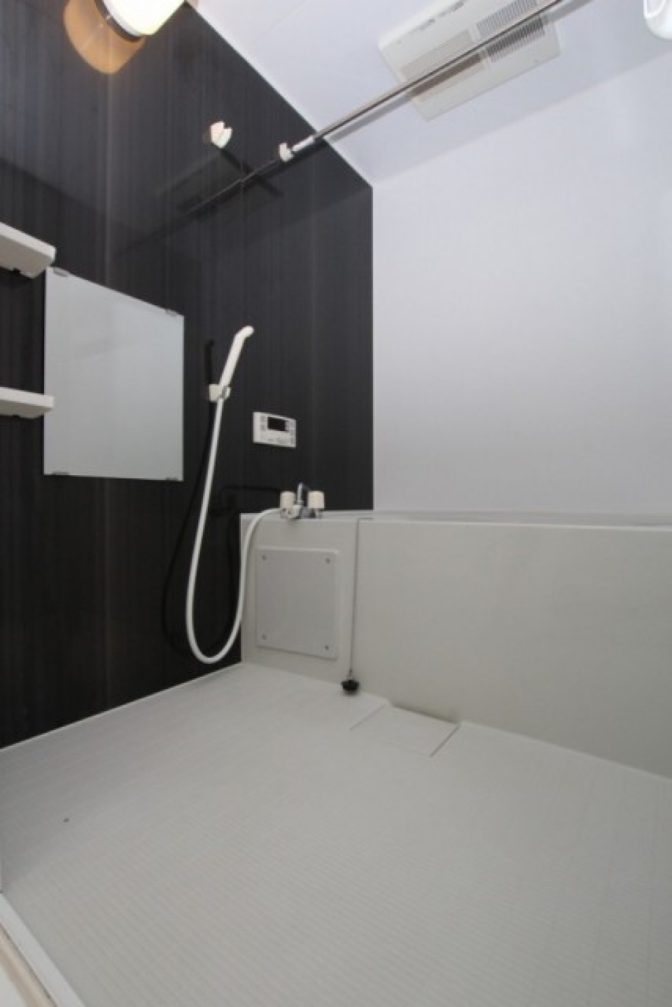 お風呂は浴室乾燥と追い炊きも装備。