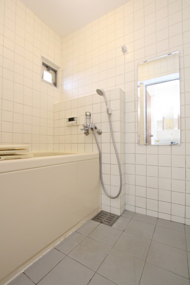 タイル張りの浴室は、リノベの醍醐味です。