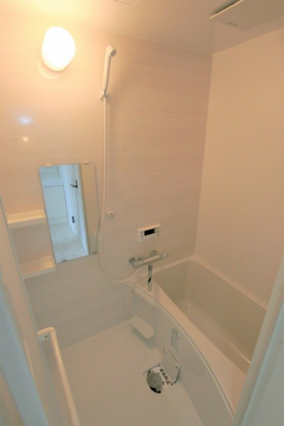 浴室。追い焚き機能ついてます！