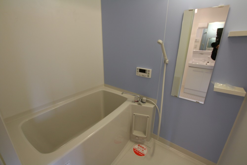 お風呂は追い炊き機能付き。