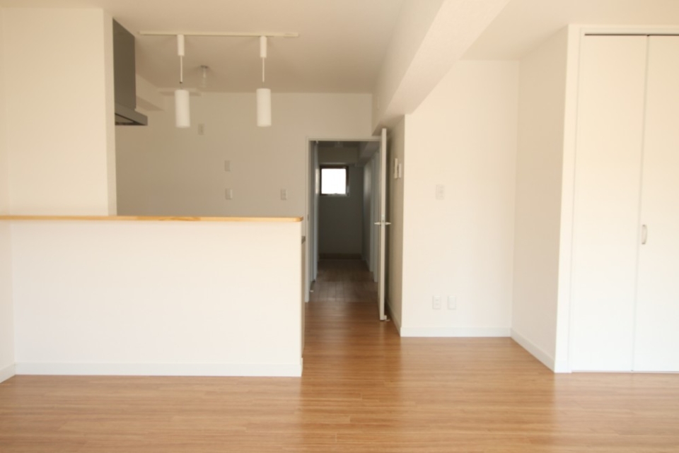 カウンターで家族団らんも。