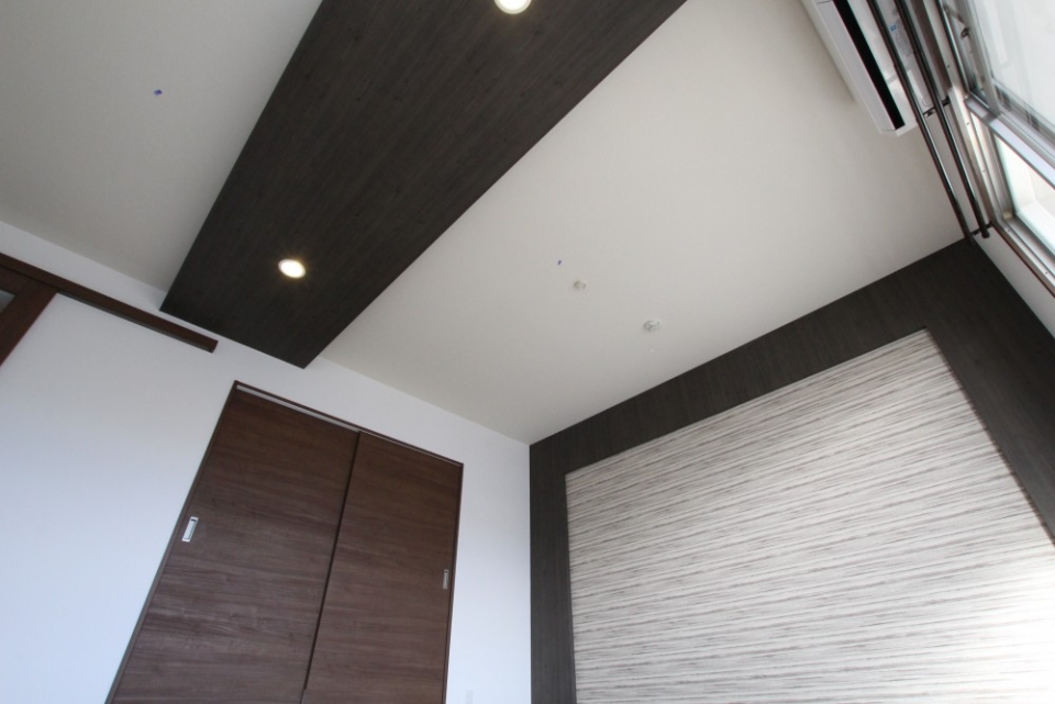 色んな色が入り混じるお洒落空間。