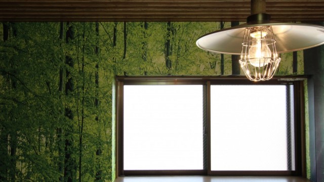 竹林空間に灯火。