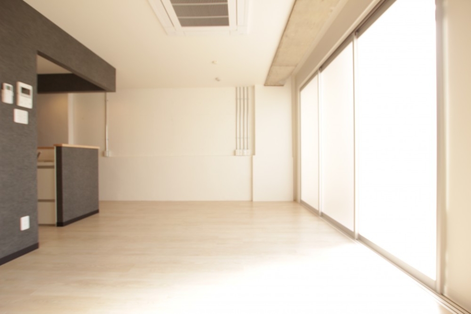 ビルの間にあってもこの採光は素晴らしい！