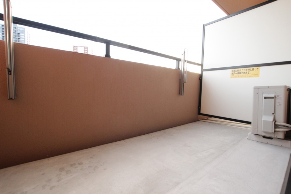 バルコニー135cm&times;270cm。