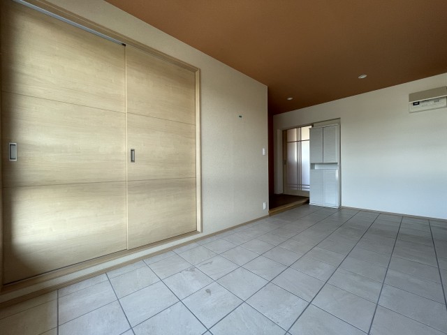 これ玄関なのすごくないですか！