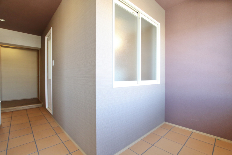 Free Spaceにあるこの室内窓の中は、、