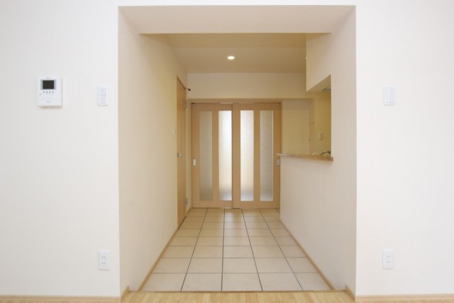 色合いはシンプルなホワイトカラー。