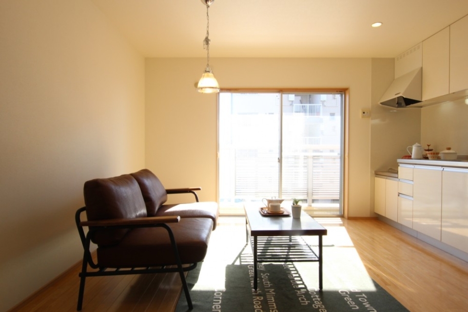 土間空間もあるが、2/3はフローリング。