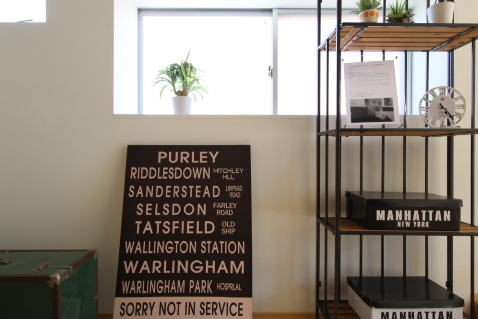 横に広めの窓がついているので、土間部分も明るいです。