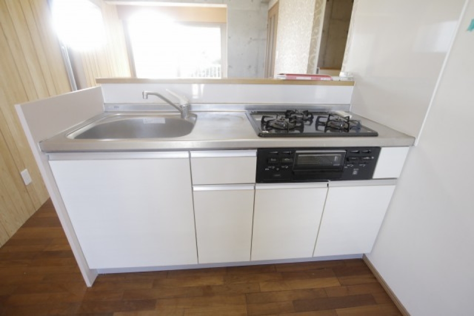 キッチン3口コンロ