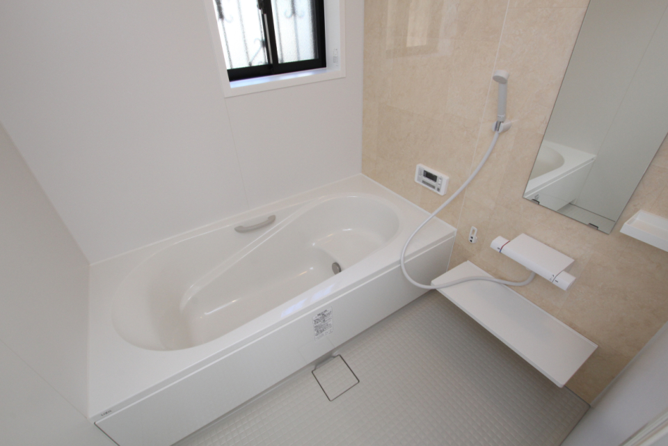 ゆったりくつろげる浴室