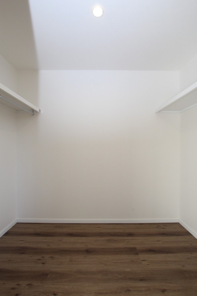 見える、階段を駆け上がるアナタの姿。